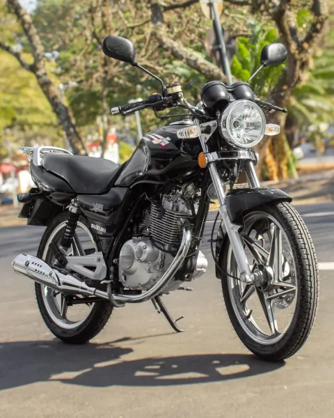 SUZUKI EN 125 YES