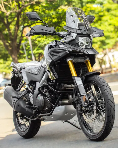 SUZUKI DL 1050 XT V-STROM