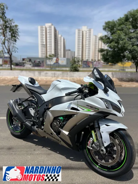 KAWASAKI NINJA ZX-10/ ZX-10R 1000CC/30TH ANIV.