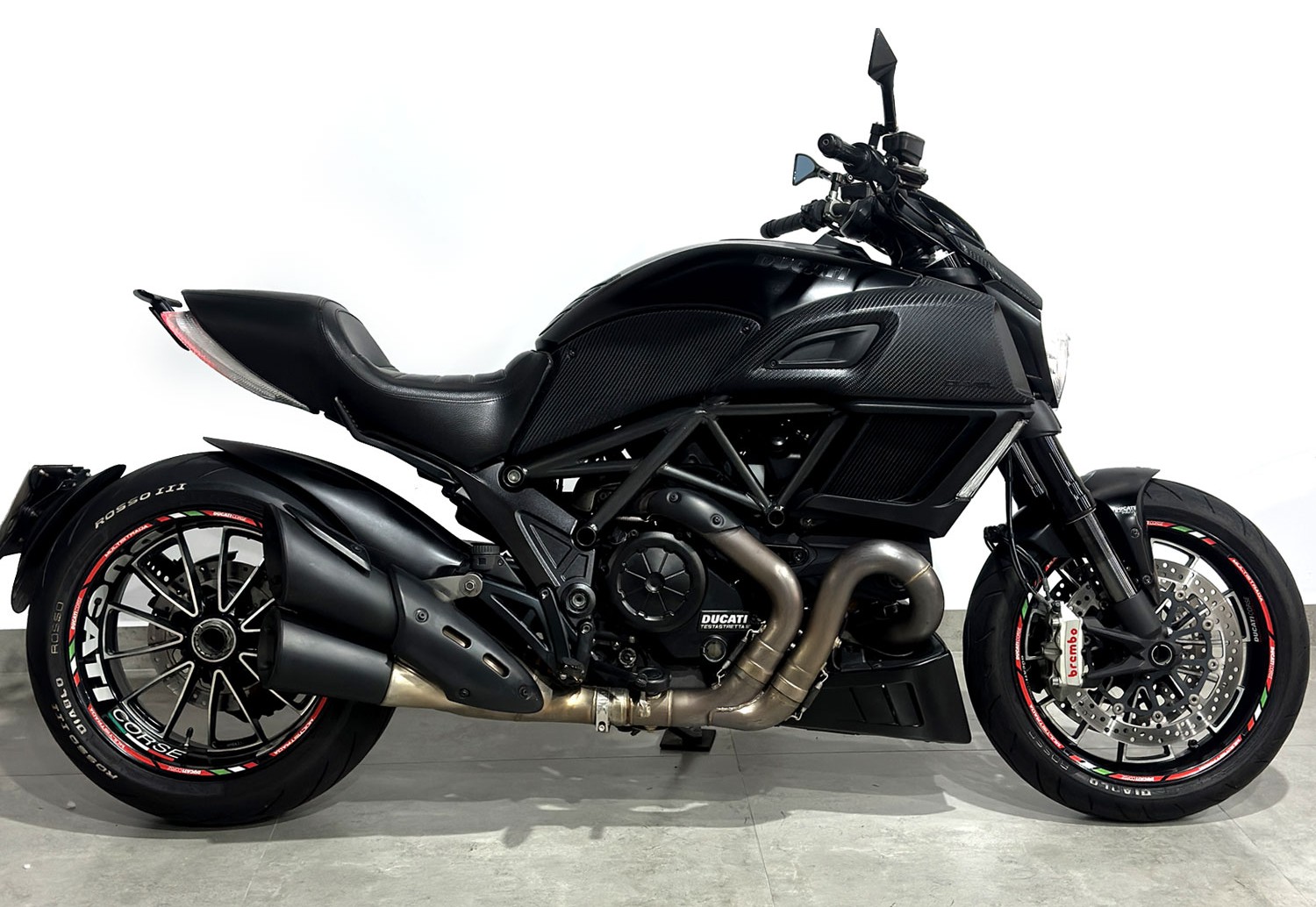 DUCATI DIAVEL 1198 DARK