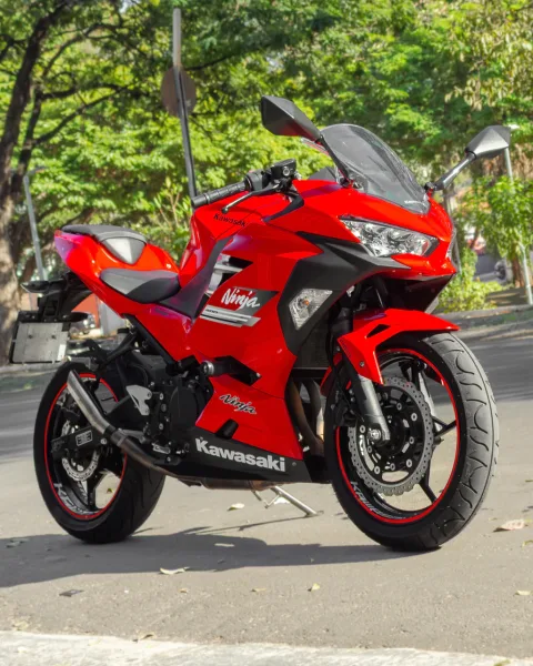 KAWASAKI NINJA 400