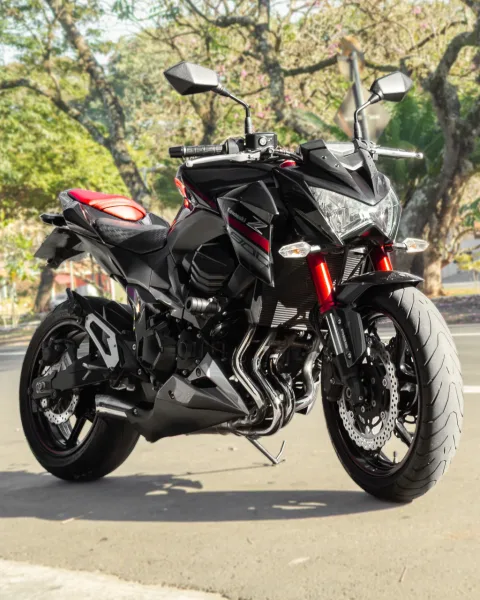 KAWASAKI Z-800