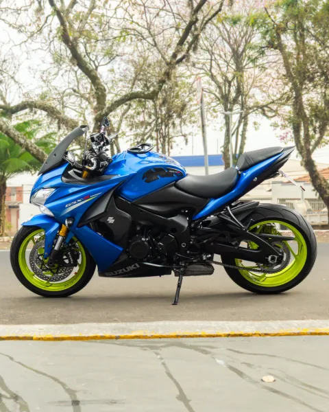 SUZUKI GSX-S 1000 F