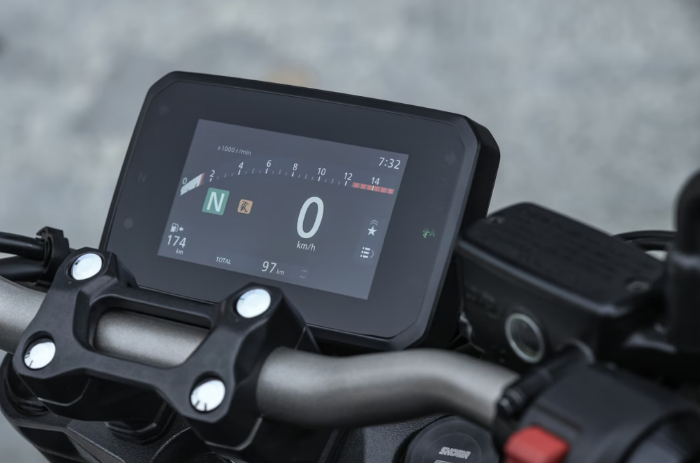 Honda CB650R E-Clutch 2027: preço, cores e ficha técnica - foto 3